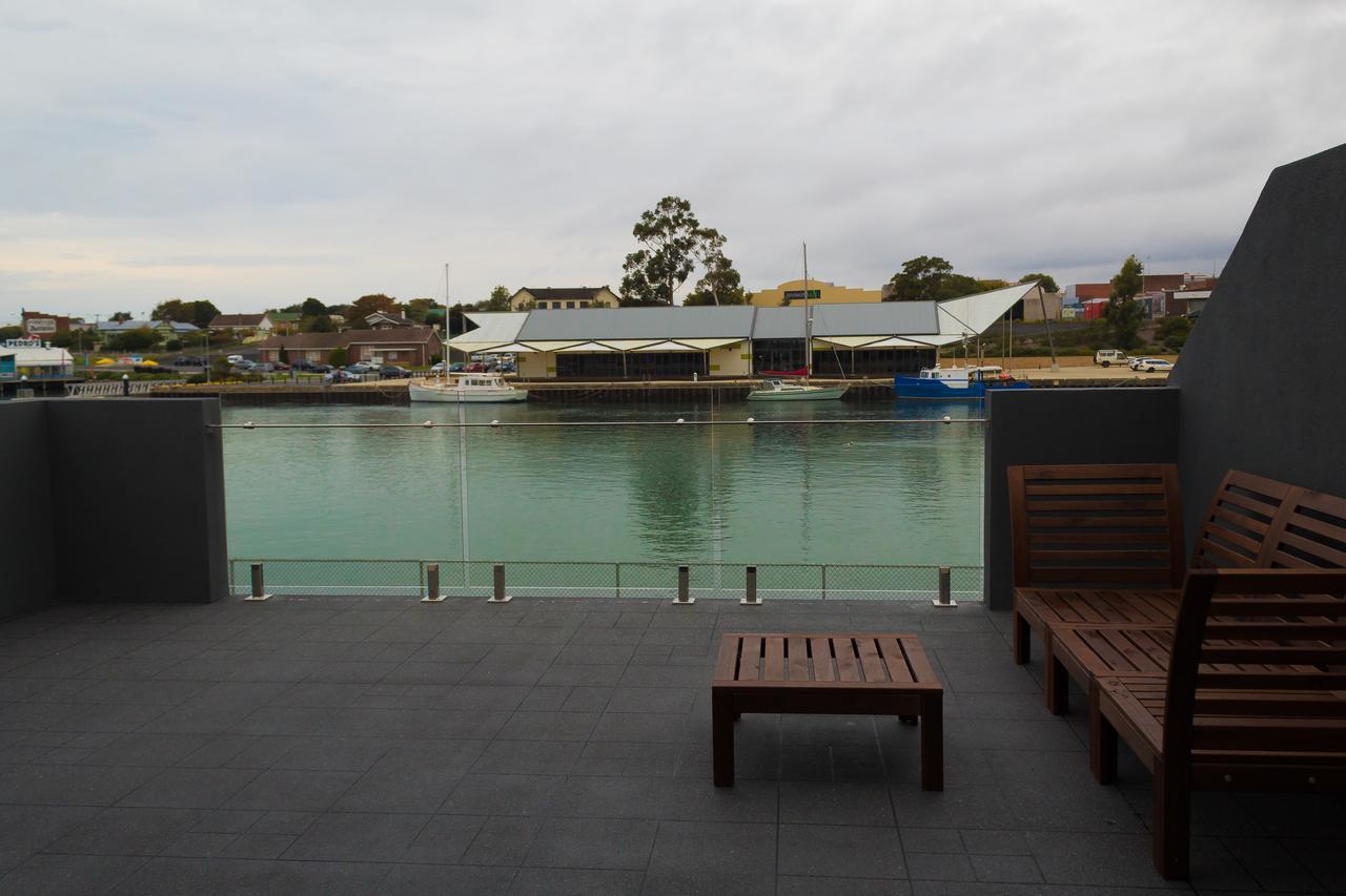 Ulverstone Waterfront Apartments Exterior foto